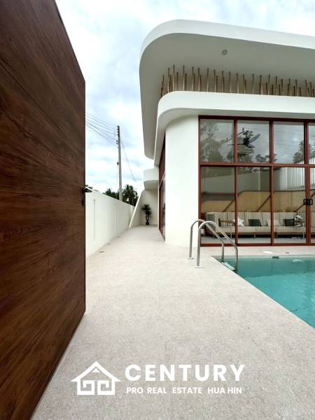 167 sqm Modern Pool Villa in Sam Roi Yot, Prachuap Khiri Khan