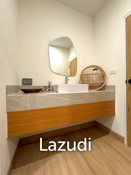 167 sqm Modern Pool Villa in Sam Roi Yot, Prachuap Khiri Khan