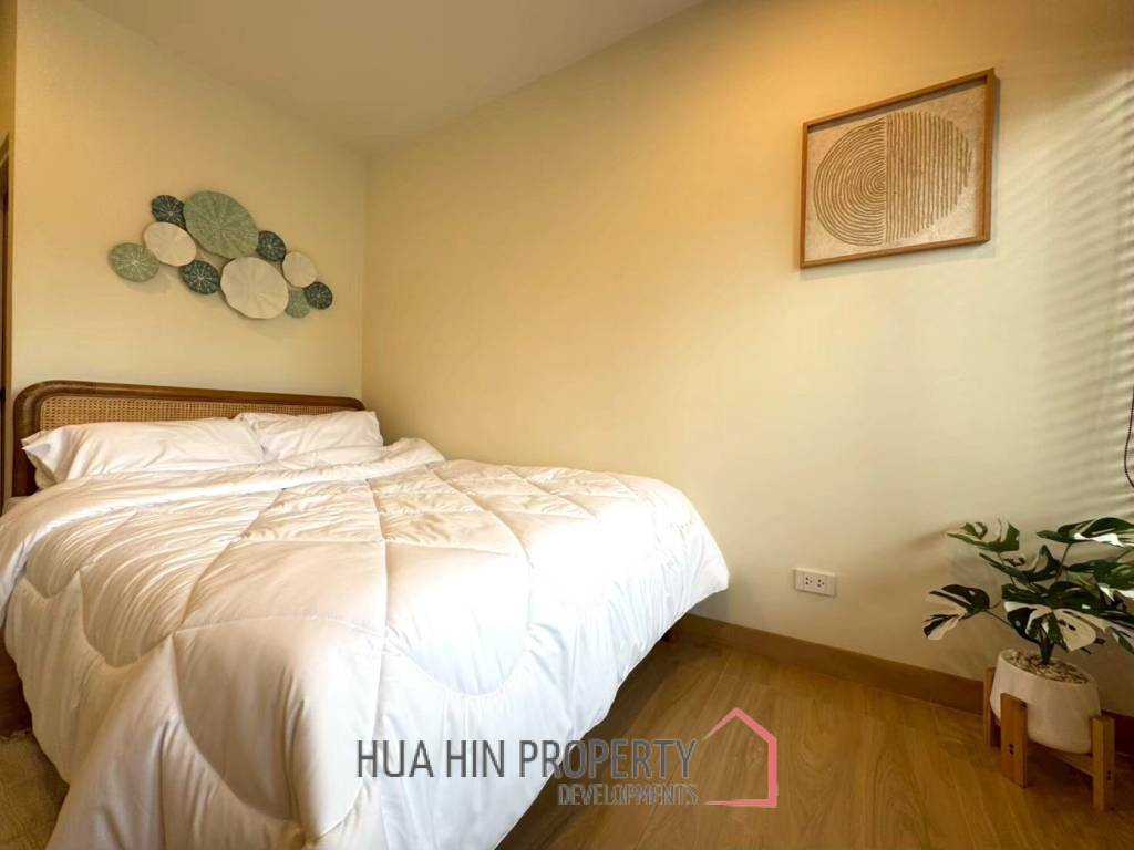 167 sqm Modern Pool Villa in Sam Roi Yot, Prachuap Khiri Khan