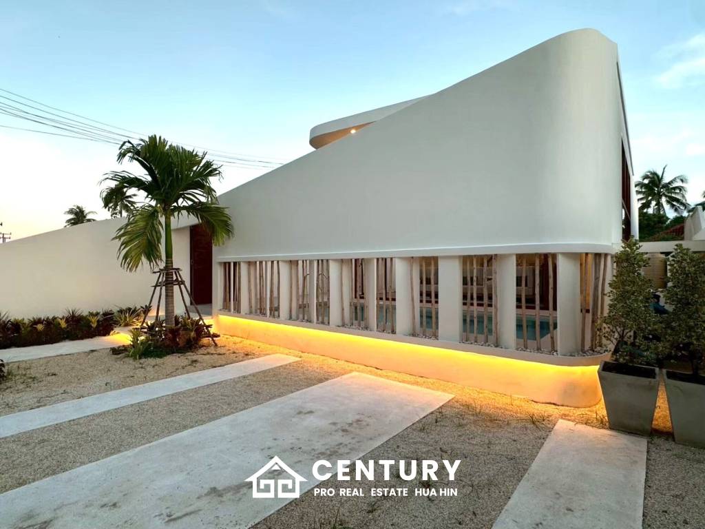 167 sqm Modern Pool Villa in Sam Roi Yot, Prachuap Khiri Khan