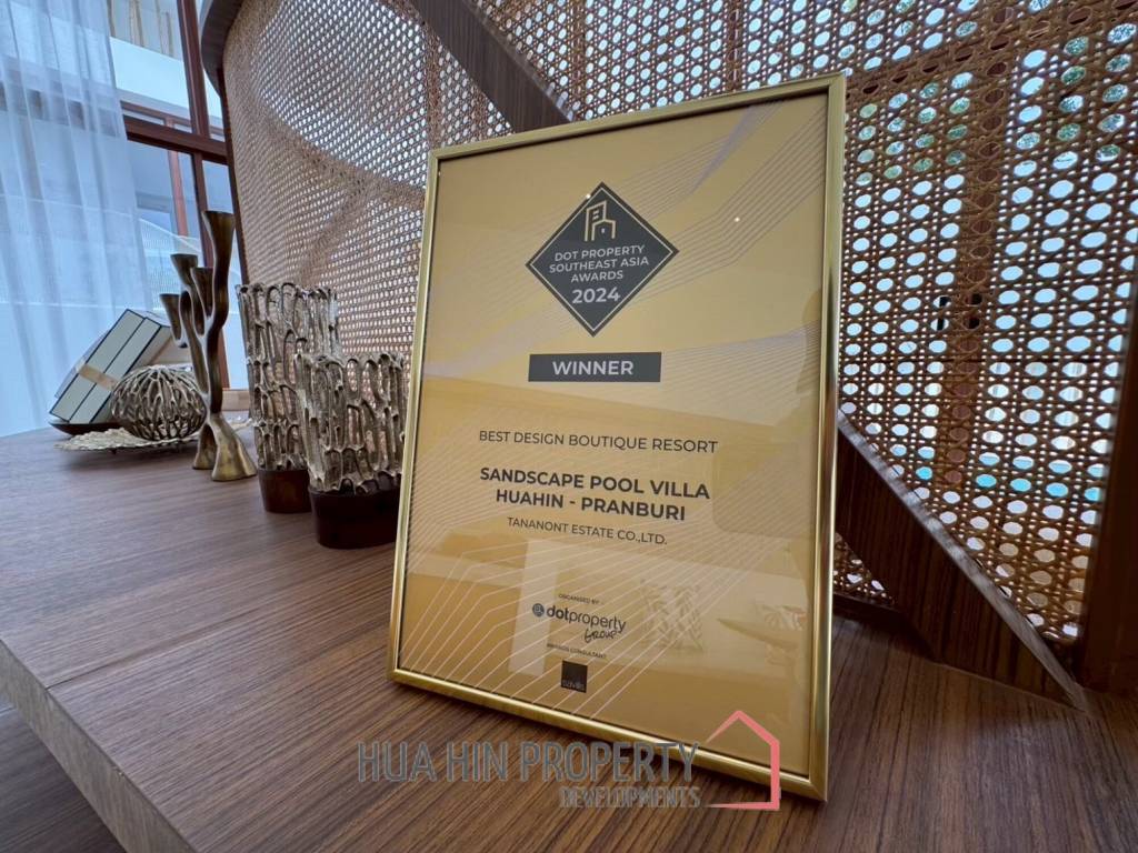 167 sqm Modern Pool Villa in Sam Roi Yot, Prachuap Khiri Khan