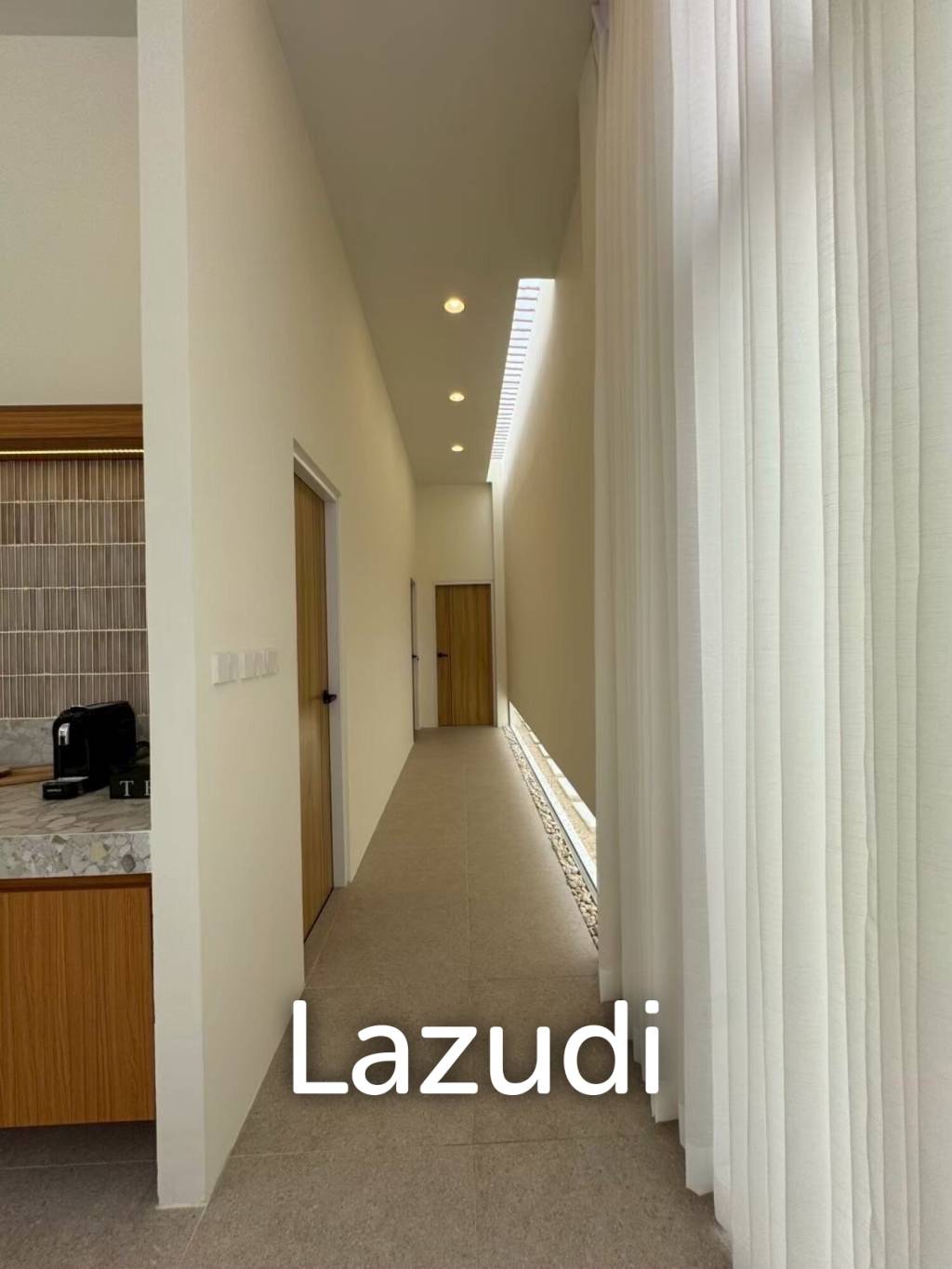 167 sqm Modern Pool Villa in Sam Roi Yot, Prachuap Khiri Khan