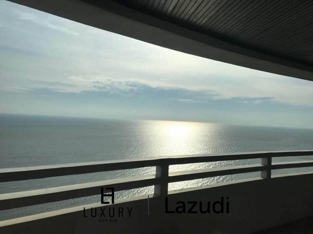 Sea view 24th floor in Cha-Am Grand Condotel