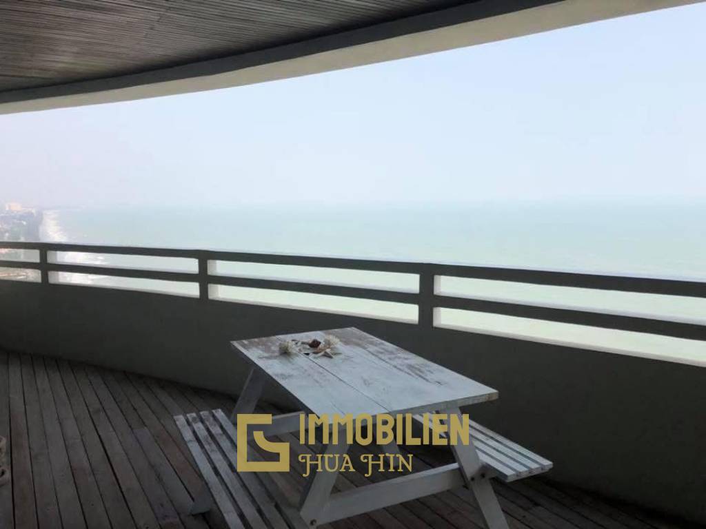 24. Stock / 147 qm Wohnfläche / 2 Schlafzimmer + 2 Bäder