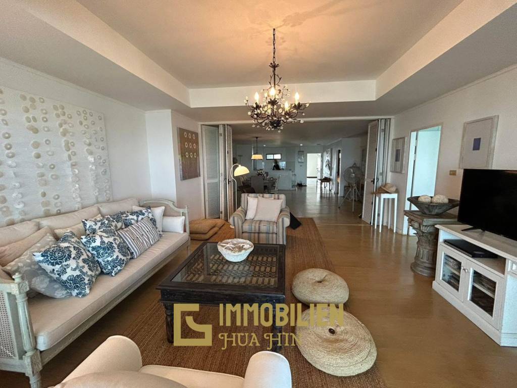 24. Stock / 147 qm Wohnfläche / 2 Schlafzimmer + 2 Bäder