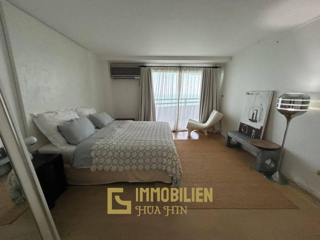 24. Stock / 147 qm Wohnfläche / 2 Schlafzimmer + 2 Bäder