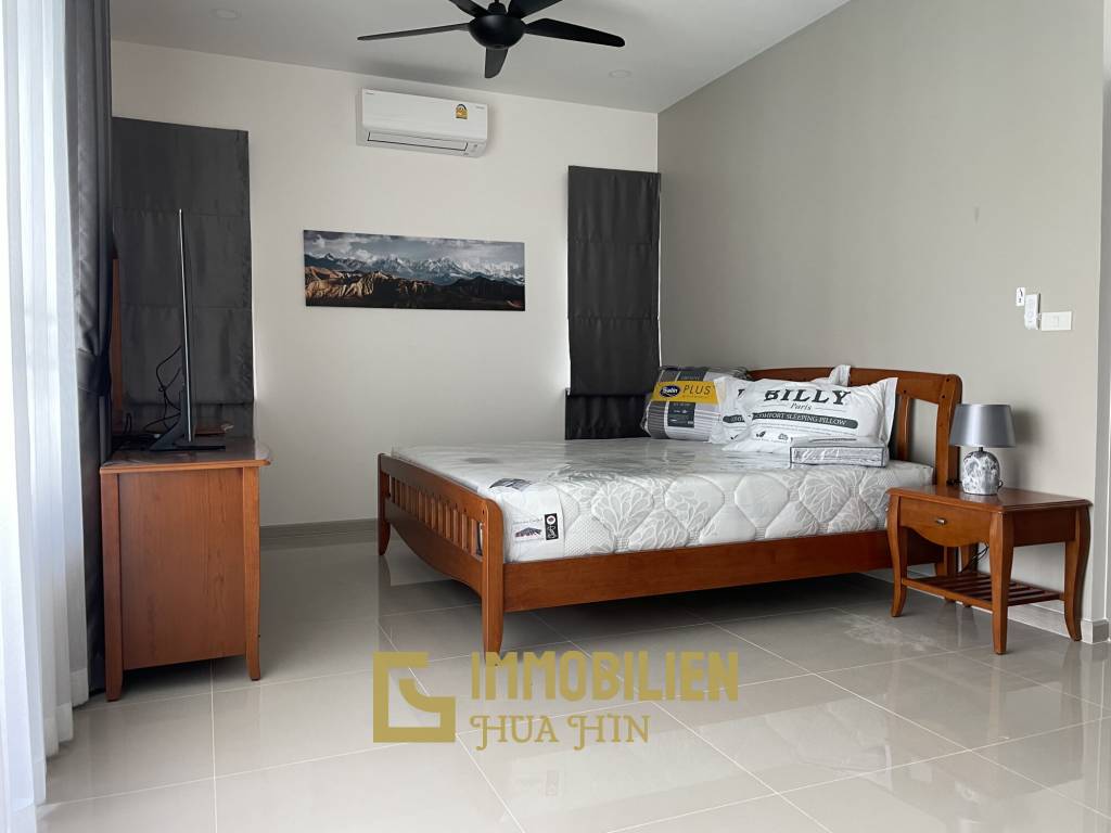 Emplacement calme / Système solaire de 15 kW / Piscine privée