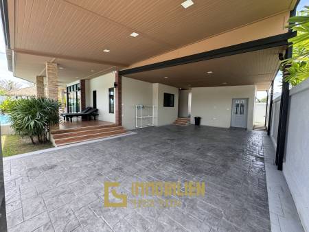 Emplacement calme / Système solaire de 15 kW / Piscine privée