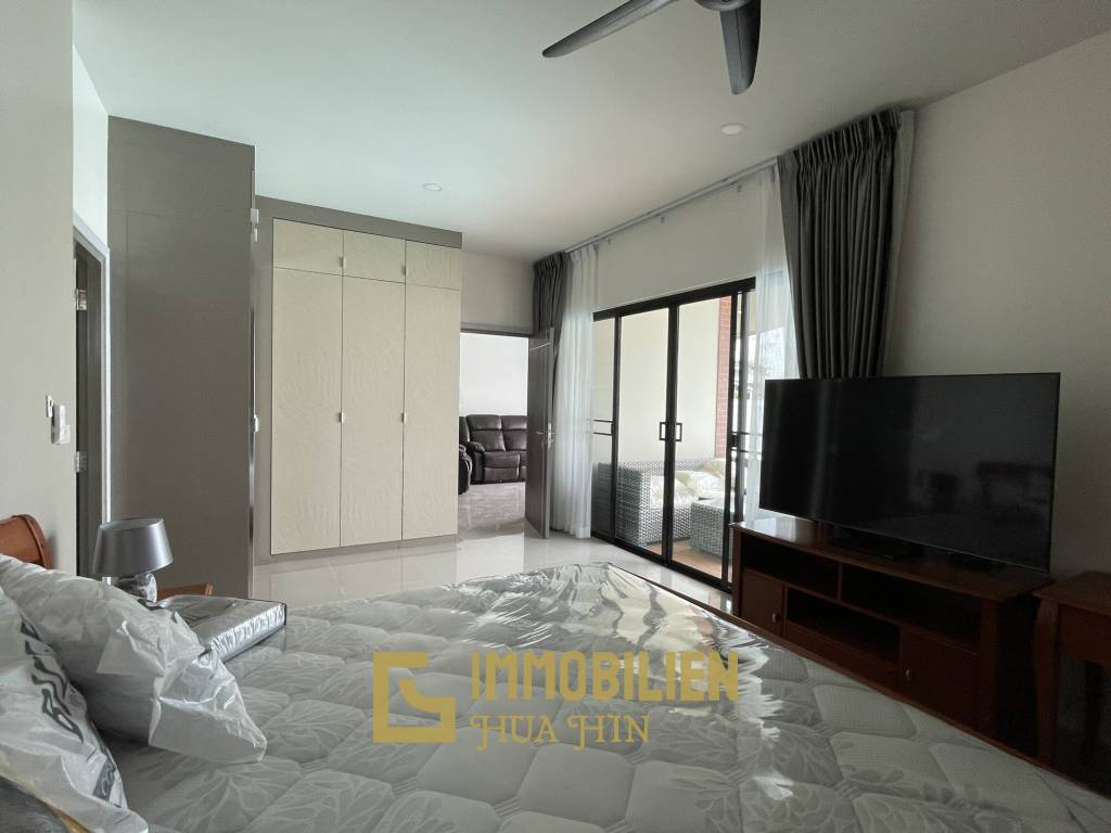 Emplacement calme / Système solaire de 15 kW / Piscine privée