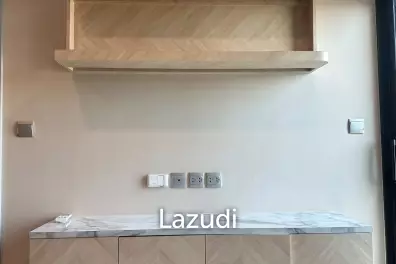 36 sqm condo on 9th floor at Life Sukhumvit 62 Bang Chak Prakanong Bangkok