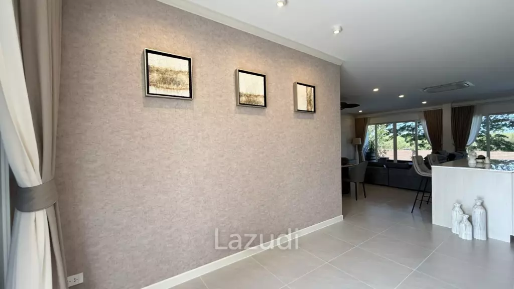 LAGUNA : Renovated 3 Bed Pool Villa near town