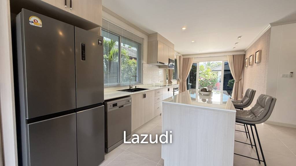 440 ตร.ม 3 เตียง 2 อาบน้ำ วิลล่า For ขาย