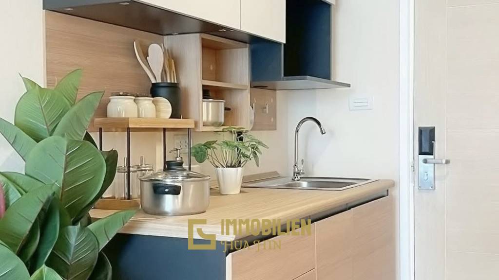 Жилая площадь 43 кв.м / полностью меблированная / квартира-студия