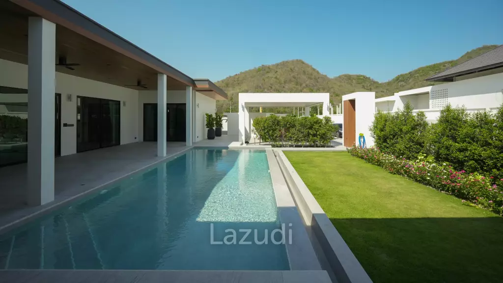 208 sqm modern pool villa in Nong Khae Hua Hin