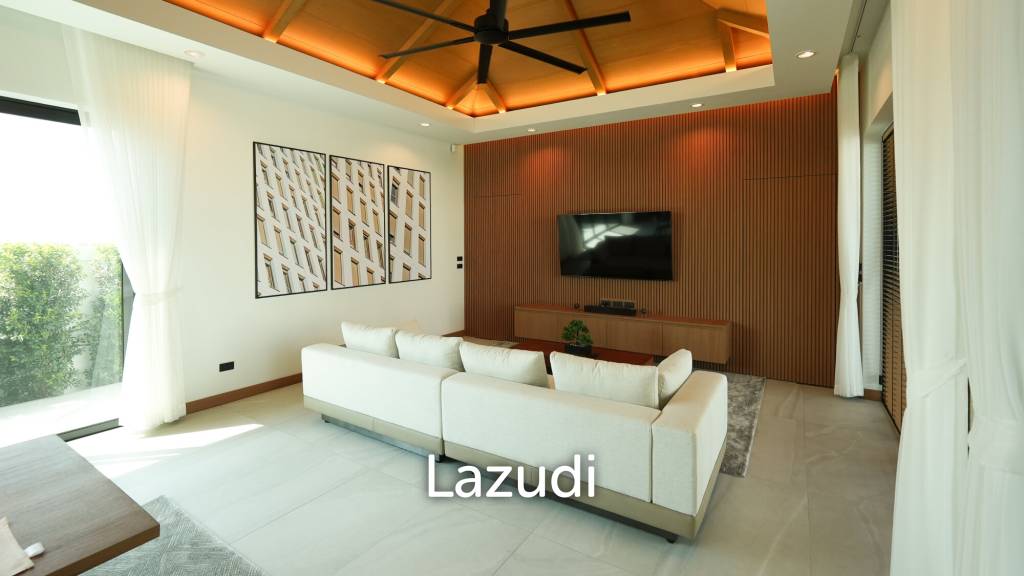 208 sqm modern pool villa in Nong Khae Hua Hin
