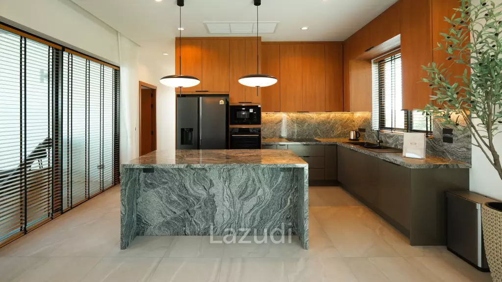 208 sqm modern pool villa in Nong Khae Hua Hin