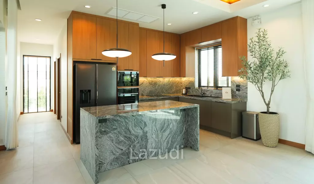 208 sqm modern pool villa in Nong Khae Hua Hin