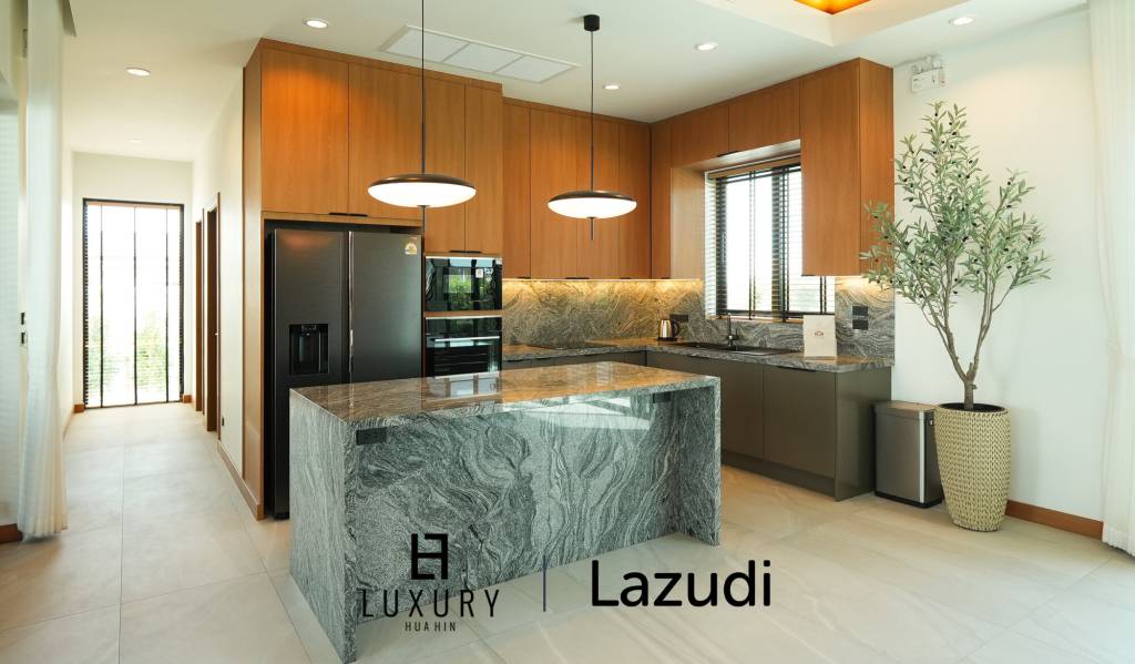 208 sqm modern pool villa in Nong Khae Hua Hin