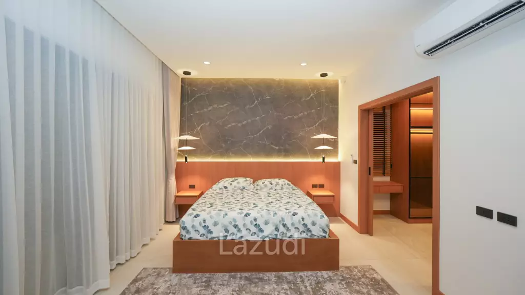 208 sqm modern pool villa in Nong Khae Hua Hin
