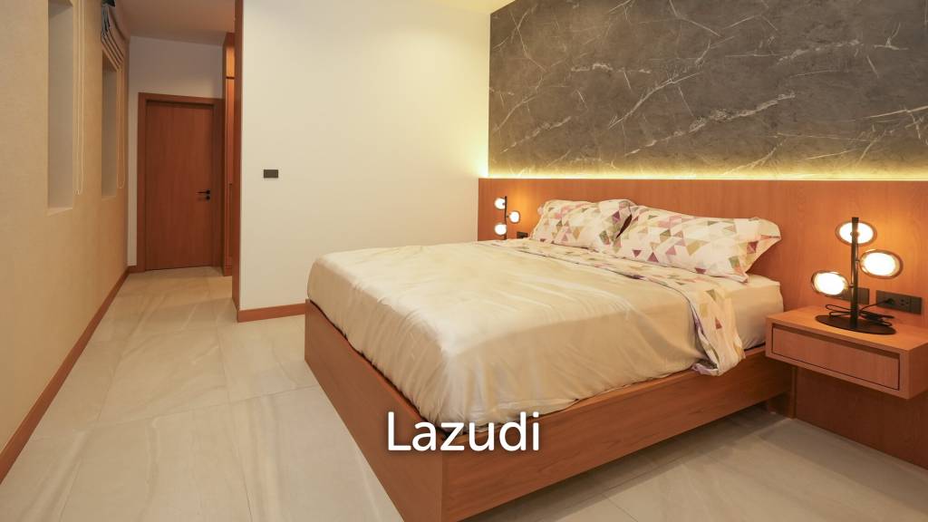208 sqm modern pool villa in Nong Khae Hua Hin