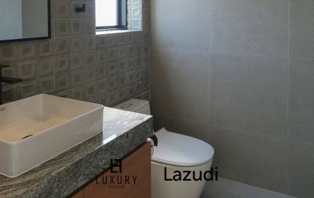 208 sqm modern pool villa in Nong Khae Hua Hin