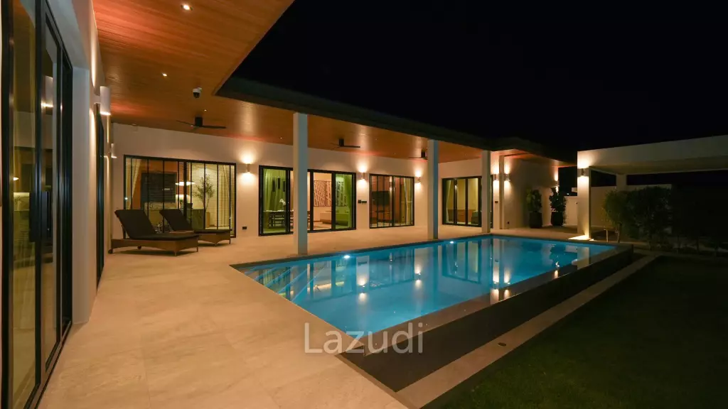 208 sqm modern pool villa in Nong Khae Hua Hin