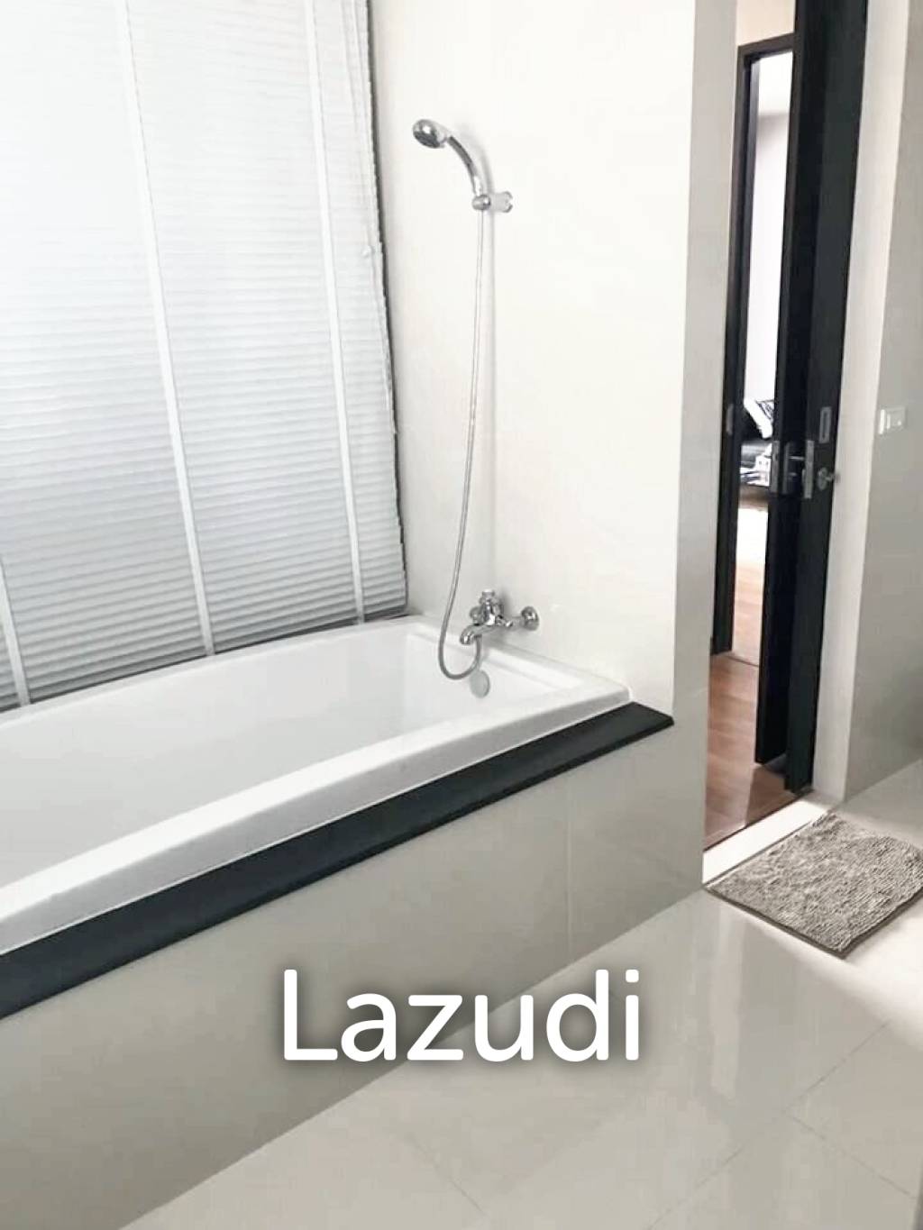 2 Bed 2 Bath 80 SQ.M. The Address Chidlom