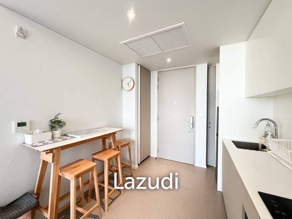 42 sqm Sea View Condo on 6th Floor in Veranda.