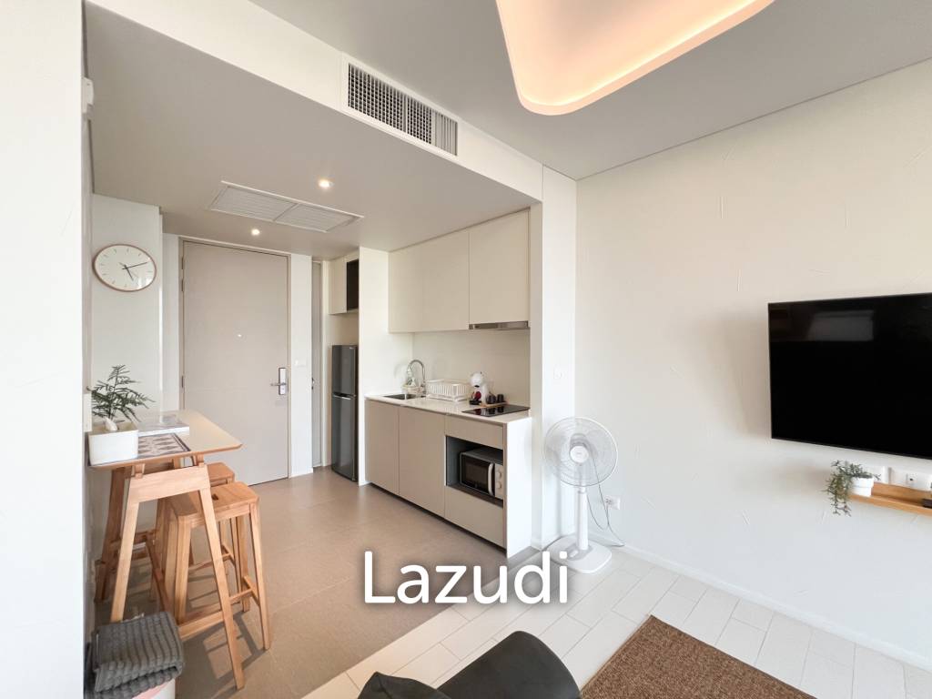 42 sqm Sea View Condo on 6th Floor in Veranda.