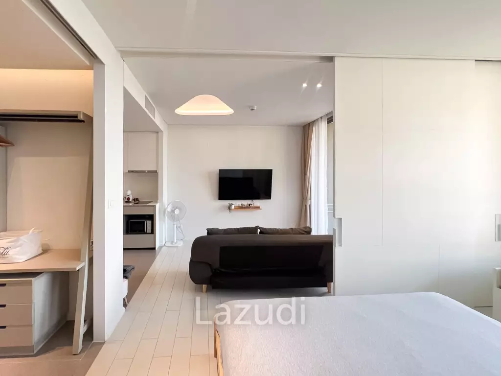 42 sqm Sea View Condo on 6th Floor in Veranda.