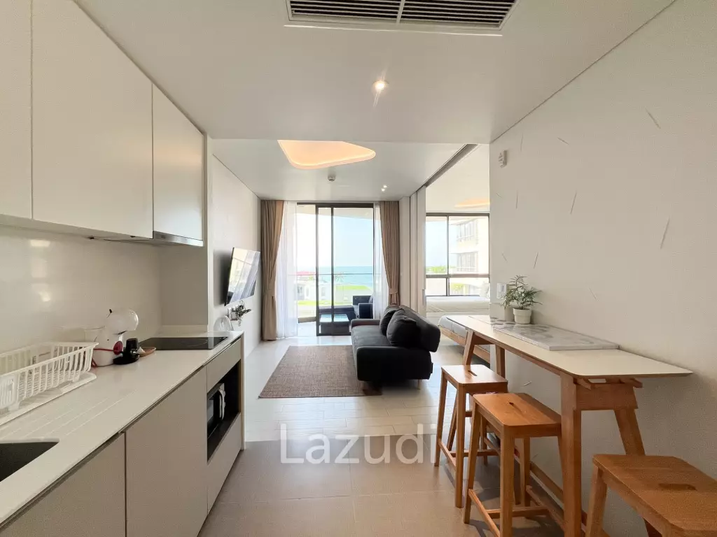 42 sqm Sea View Condo on 6th Floor in Veranda.