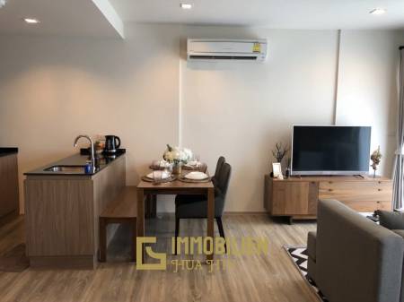 คอนโด 45 ตร.ม. ชั้น6 ใกล้ทะเลพร้อมเฟอร์ฯครบ ที่เรนชะอำ