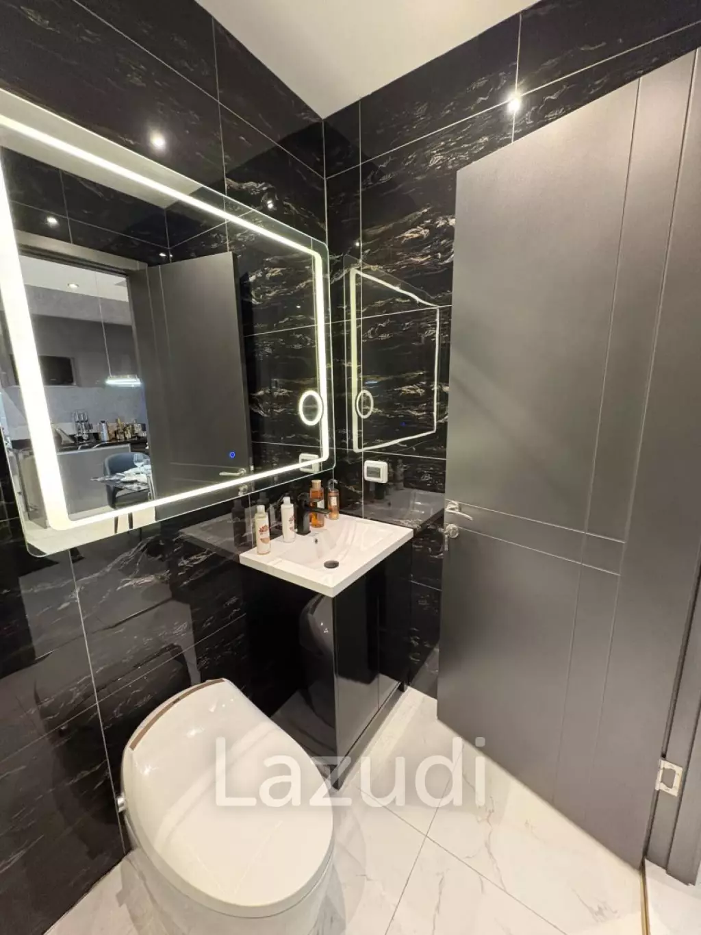 1 Bedroom 1 Bathroom 30 SQ.M Zenith Pattaya