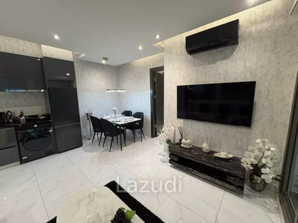 2 Bedrooms 2 Bathrooms 65 SQ.M Zenith Pattaya