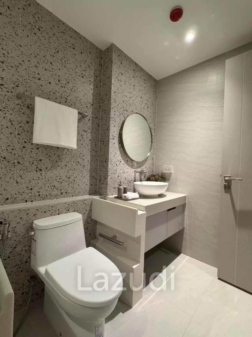 105.36 sqm modern condo at VEHHA Hua Hin, 2-bed on 8th floor
