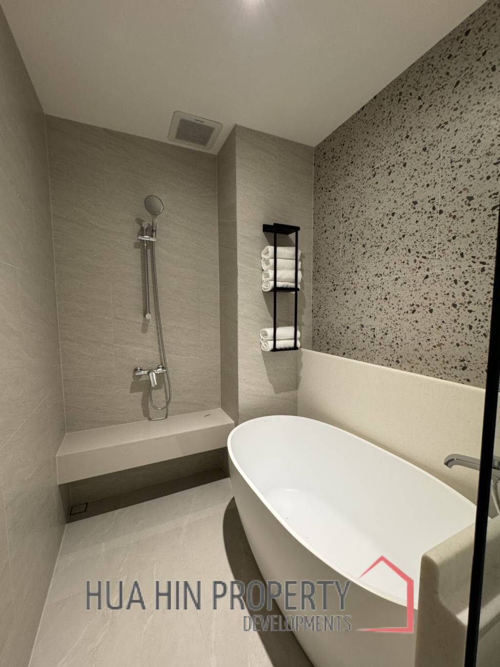 105.36 sqm modern condo at VEHHA Hua Hin, 2-bed on 8th floor