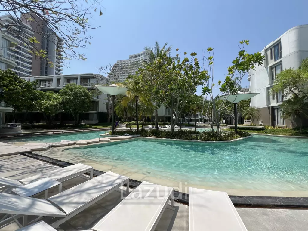 Poolside 2 bedroom condo at Baan SanKraam Cha-Am