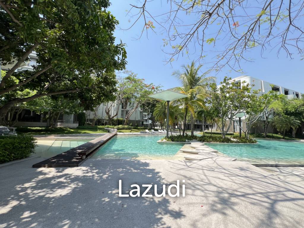 Poolside 2 bedroom condo at Baan SanKraam Cha-Am
