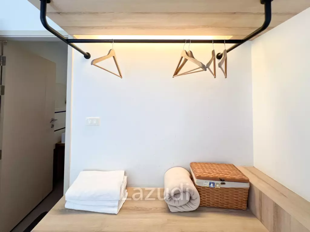 Poolside 2 bedroom condo at Baan SanKraam Cha-Am