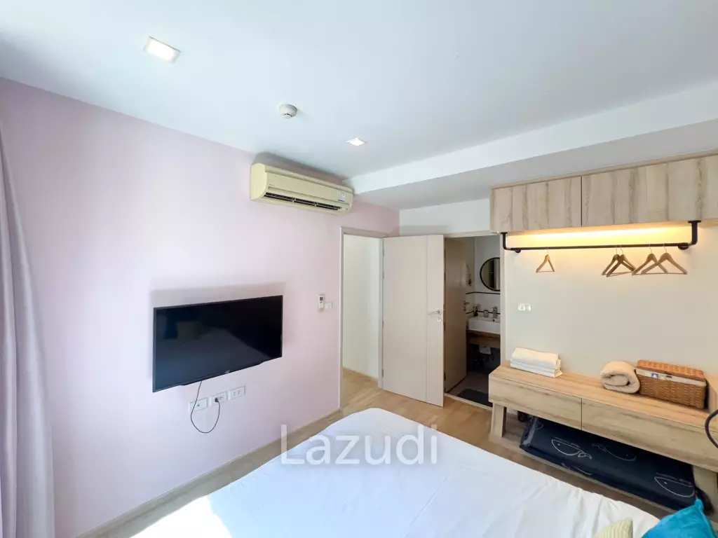 Poolside 2 bedroom condo at Baan SanKraam Cha-Am