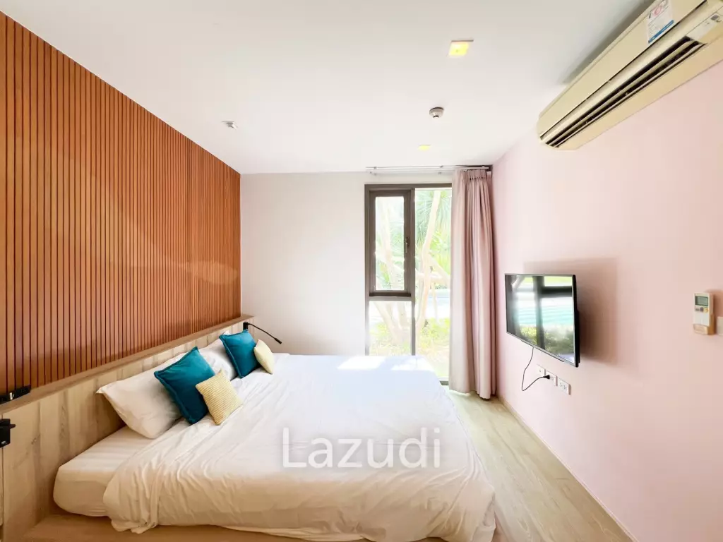 Poolside 2 bedroom condo at Baan SanKraam Cha-Am