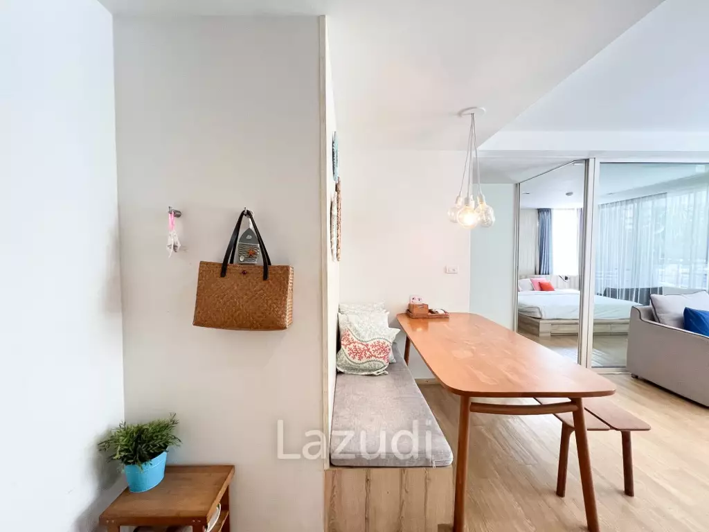 Poolside 2 bedroom condo at Baan SanKraam Cha-Am