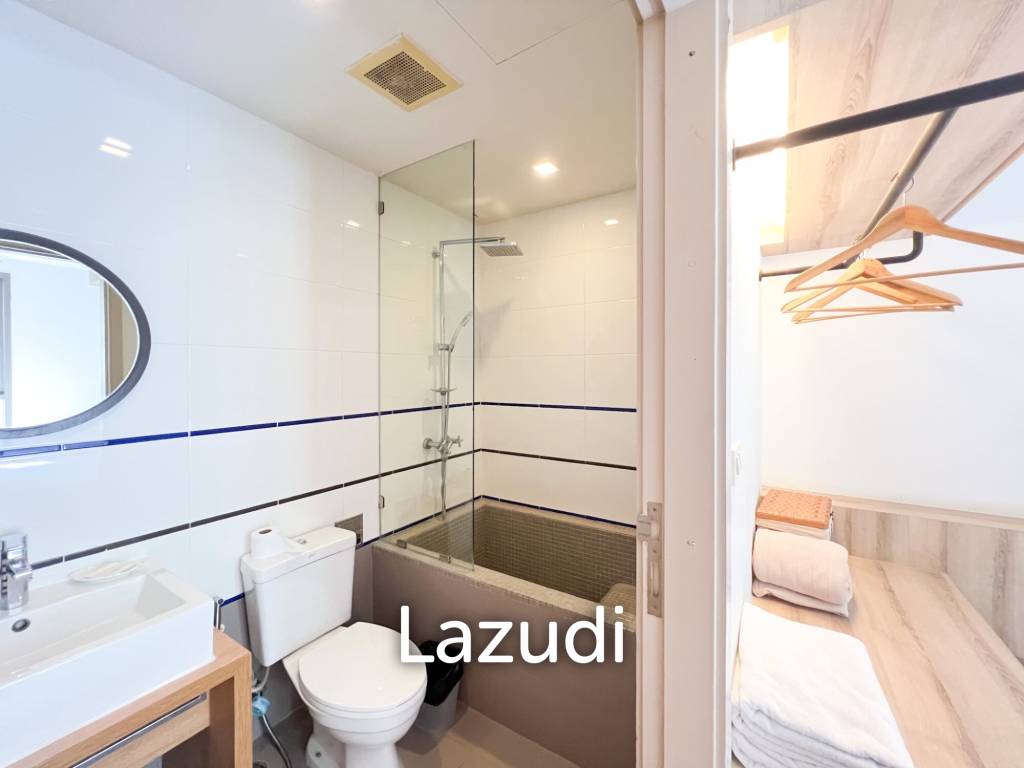 Poolside 2 bedroom condo at Baan SanKraam Cha-Am