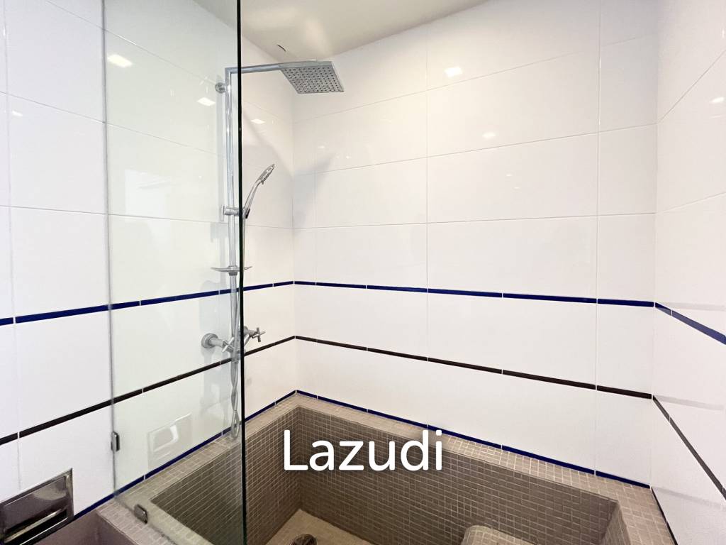 Poolside 2 bedroom condo at Baan SanKraam Cha-Am