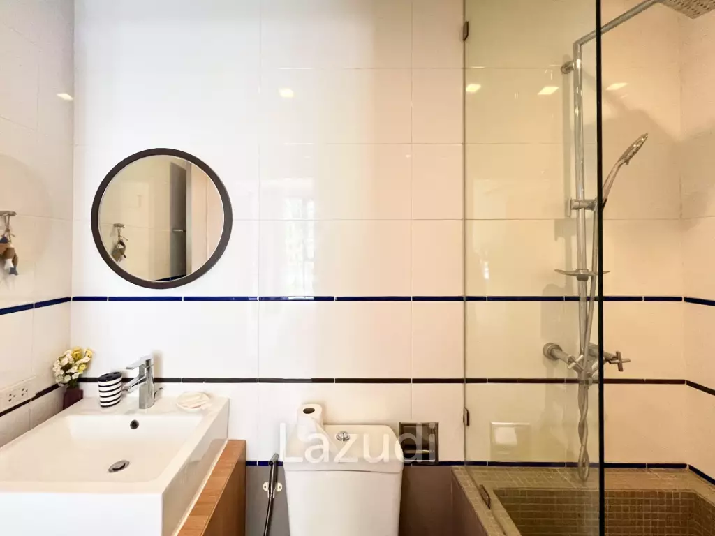 Poolside 2 bedroom condo at Baan SanKraam Cha-Am