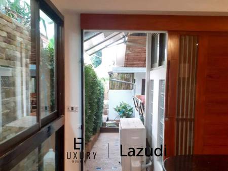 400 平方米 3 床 3 洗澡 别墅 对于 销售