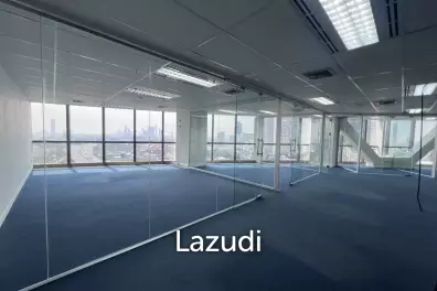 228 sqm high floor office Chartered Square Si Lom Bangkok