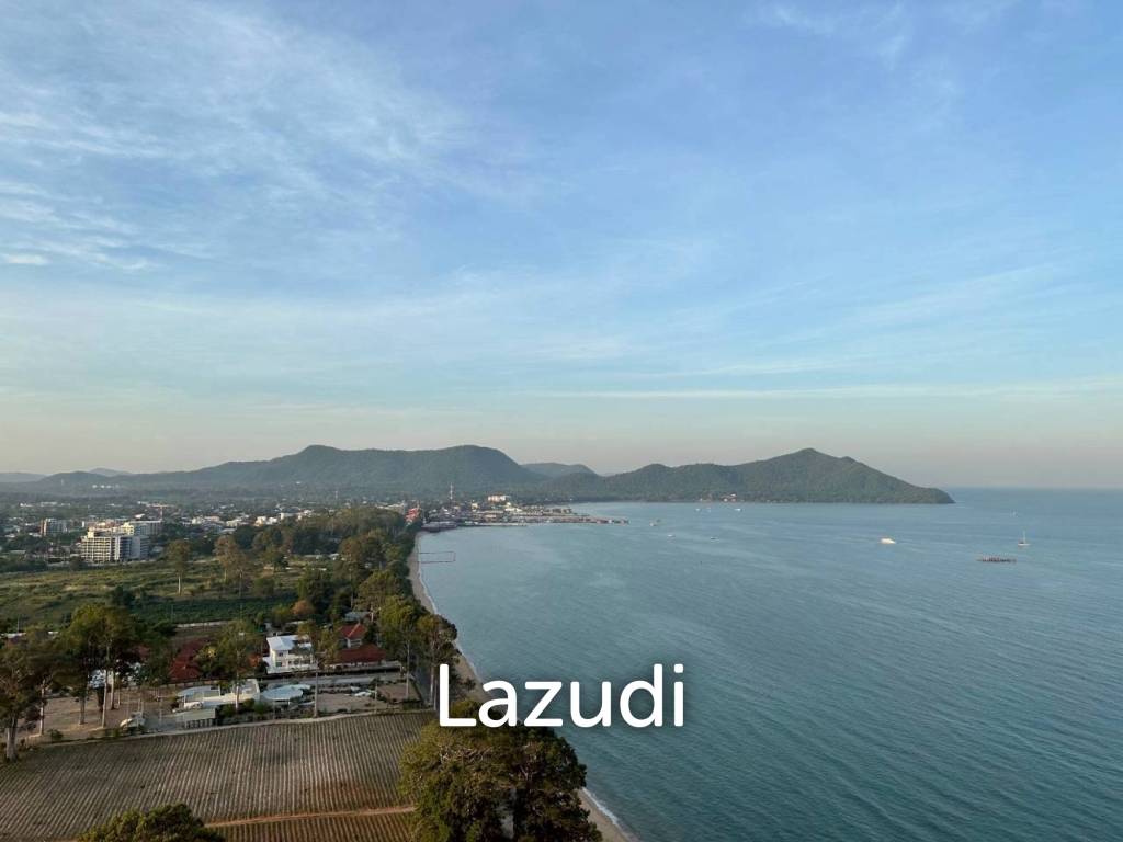 คอนโดหรูติดชายหาด 2 ห้องนอน เดล มาเรย์ บางเสร่