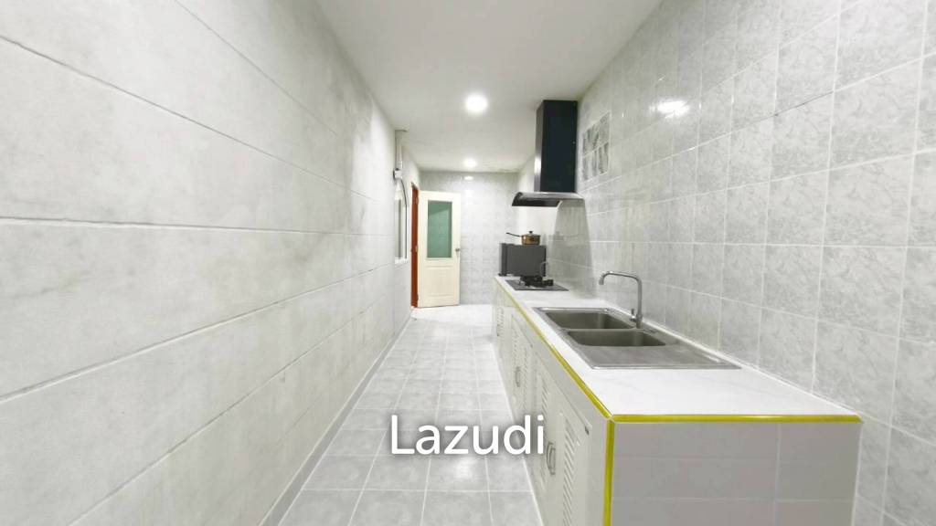 Spacious 5-Bedroom House For Rent Wantana Village