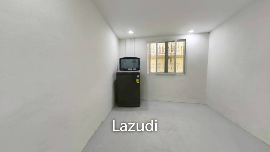 Spacious 5-Bedroom House For Rent Wantana Village